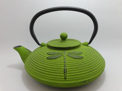 Cast Iron Teapot 770ml Dragonfly Green