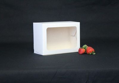 Oblong cake box with window 220 x 150 x 90mm