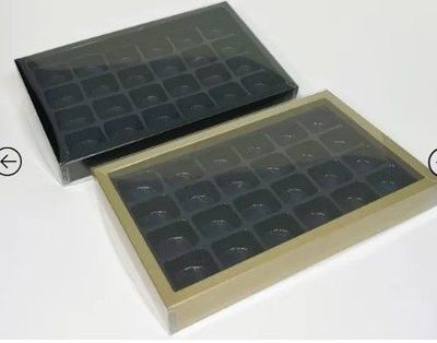 24 Chocolate Double wall card base with PVC lid, includes insert