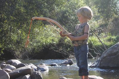 Needle and Nail  G - Wooden Fishing Set