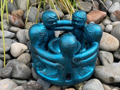 Pottery Circle of Friends / Turquoise