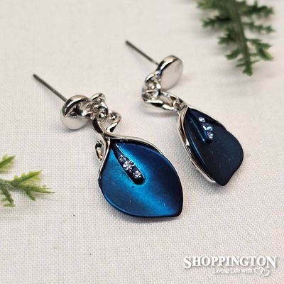 Earrings - Navy Lily