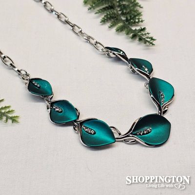 Necklace - Teal Lilies Necklace