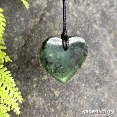 Pounamu Pendant - 30mm Heart