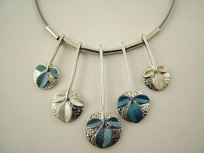 Necklace - Solid Bar Leaf