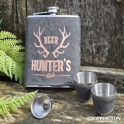 Deer Hunter Hip Flask Set