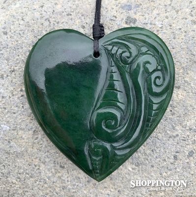 Jade Carvings, Sculptures in pounamu & NZ greenstone, Geoff Williams @  Onekaka Arts, Golden Bay, New Zealand. Traditional maori jade &  contemporary style in stone from west coast, South Island, New Zealand....