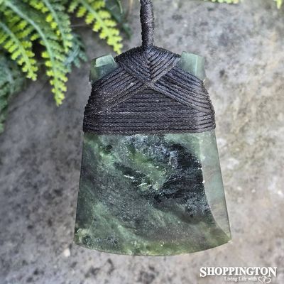 Pounamu Toki - Senior 1