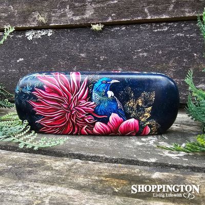 Leather NZ Print Sunglasses Case - Tui &amp; Dahlia