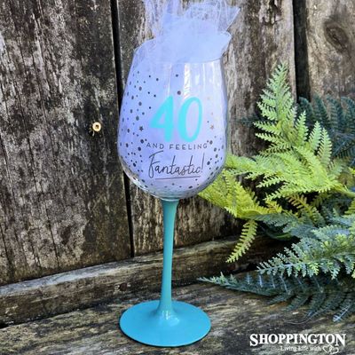 Dotty Star Wine Glass - 40th