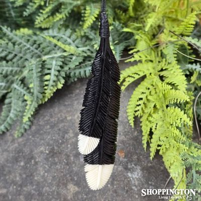 Bone Huia Feather Handpainted - Pendant