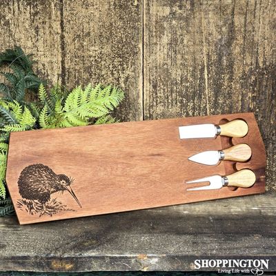 NZ Made Rimu Engraved Platter Board - Kiwi