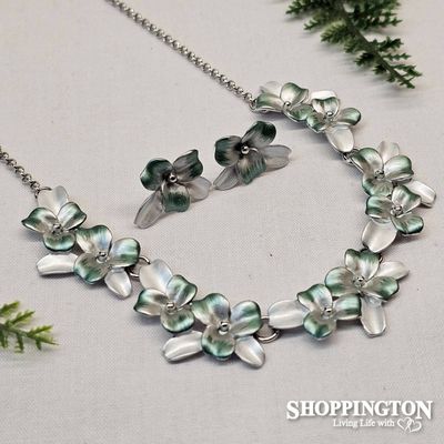 Necklace - Green Flower Necklace &amp; Earrings Set