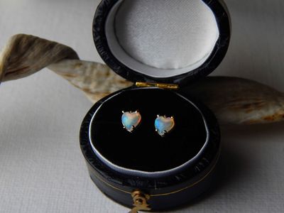 Opal Heart earrings 18