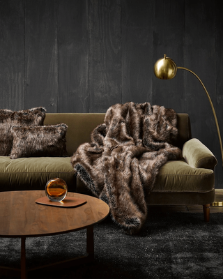 LUXURY FAUX FUR THROW - HUSKY