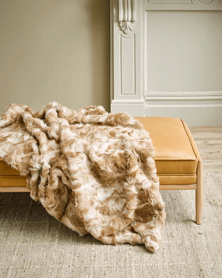 LUXURY FAUX FUR THROW - VINTAGE SQUIRREL FAWN