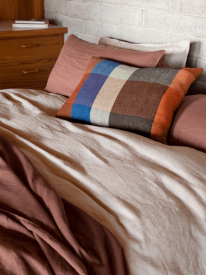 CHAMBRAY LINEN QUILT - OATMEAL
