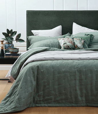 LAUNDERED LINEN BEDSPREAD SET - SEAGRASS