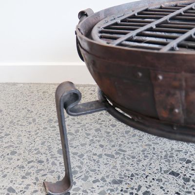IRON FIRE BOWL WITH GRILL 40CM