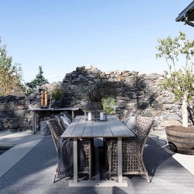 PALERMO DINING TABLE