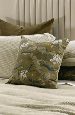 WATERLILY CUSHION - OLIVE