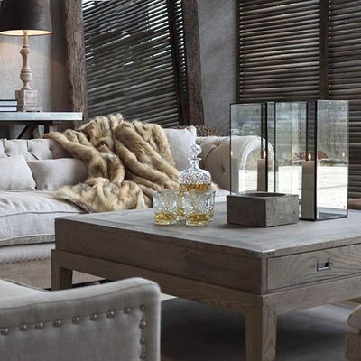 VERMONT SQUARE COFFEE TABLE