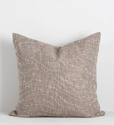 ALDER CUSHION-COFFEE