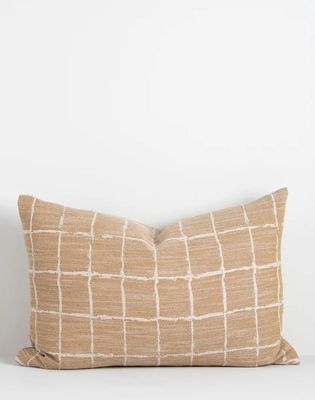 JOHNSON CUSHION-TAUPE