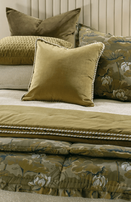 WATERLILY COMFORTER - OLIVE