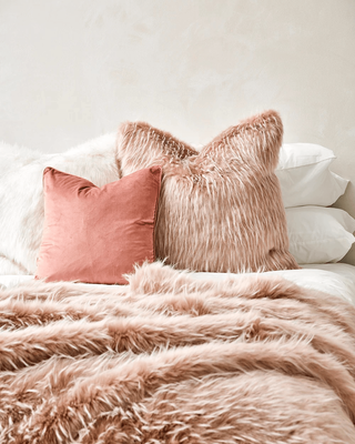 HEIRLOOM FAUX FUR CUSHION - PEONY PLUME