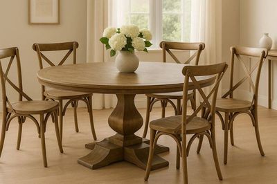 BAROQUE ROUND TABLE