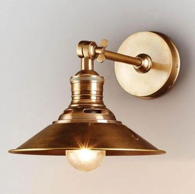 BRISTOL WALL LIGHT - ANTIQUE BRASS