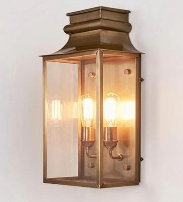 WESTPOINT OUTDOOR WALL LIGHT ANTIQUE BRASS