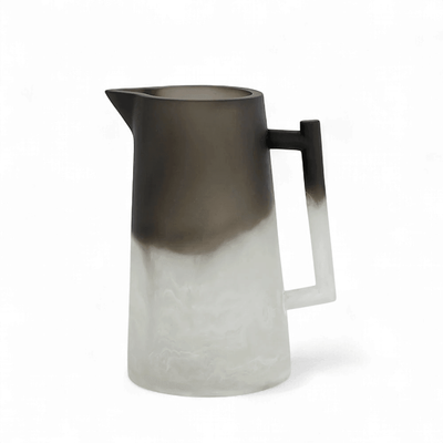 HALO JUG BLACK &amp; WHITE RESIN