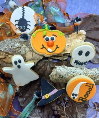 Halloween Minis-2 per bag