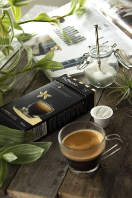 Caffesso Variations - Vanilla Espresso Latte - Intensity 5
