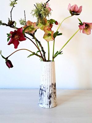 GREIGE VASE