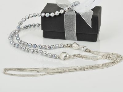 Long necklace of Silver/blue Akoya pearls and fine silver chain