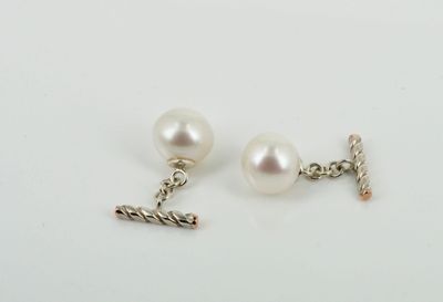 Pearl cufflinks
