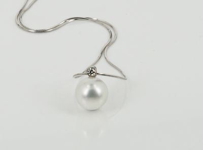 Diamond and pearl pendant