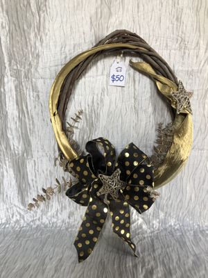 Artistic Black and Gold Wreath - Code 16 SOLD