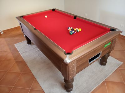 The Hampstead Pool Table - SAVE $500 Off Retail Price