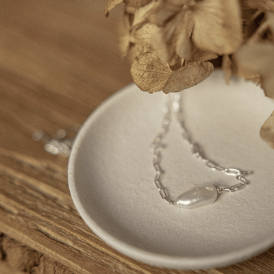 SILVER LININGS COLLECTIVE Serene Necklace - Stirling Silver