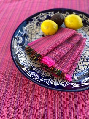 Tablecloth/Throw - Pink + 4 Napkins