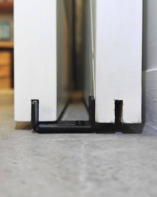 Double Door Adjustable Pick Up Guide (2 Sizes)