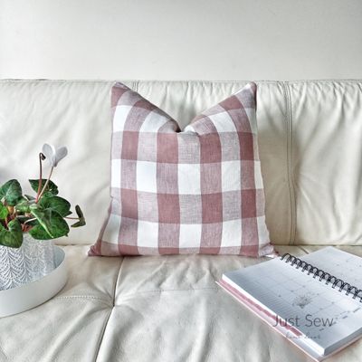 Checkmate Antique Pink Cushion