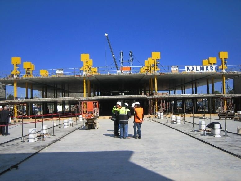 PTG suspended flooring slabs shown in construction