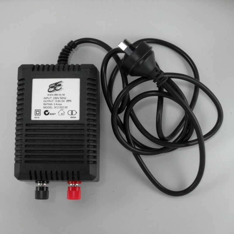 CBA912 Power Supply 3A  (For Uniden UHF Radios)