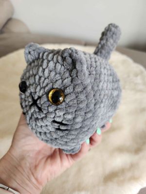 Cat Plushie (Loaf Cat) GREY