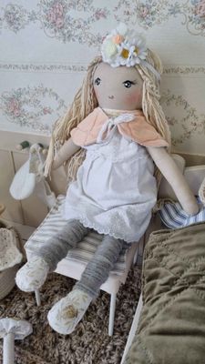 A modern Rag Doll  - Nathalie